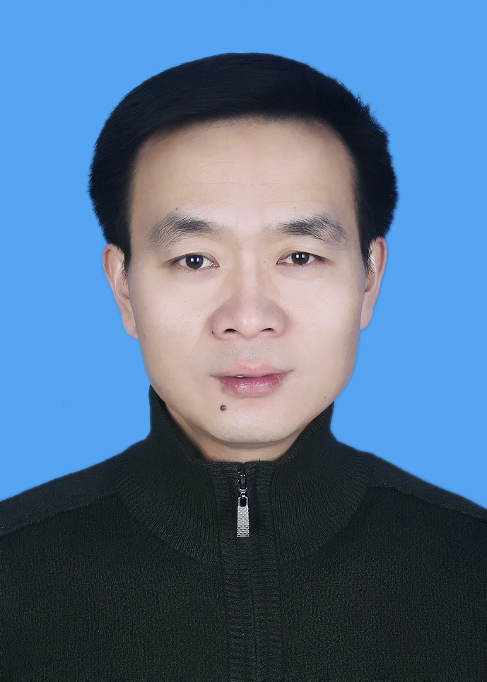李春哲照片.jpg